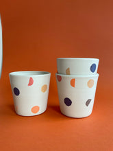Load image into Gallery viewer, Medium Beaker