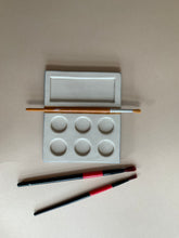 Load image into Gallery viewer, Paint Pallette