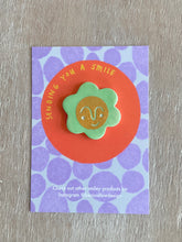 Load image into Gallery viewer, Send a Smile - Green and Yellow flower magnet