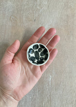 Load image into Gallery viewer, Monochrome blobs ring dish