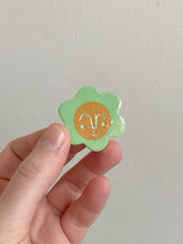 Load image into Gallery viewer, Send a Smile - Green and Yellow flower magnet