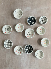 Load image into Gallery viewer, Little Face Ring Dish