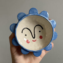 Load image into Gallery viewer, Flower Trinket Dish - Blue
